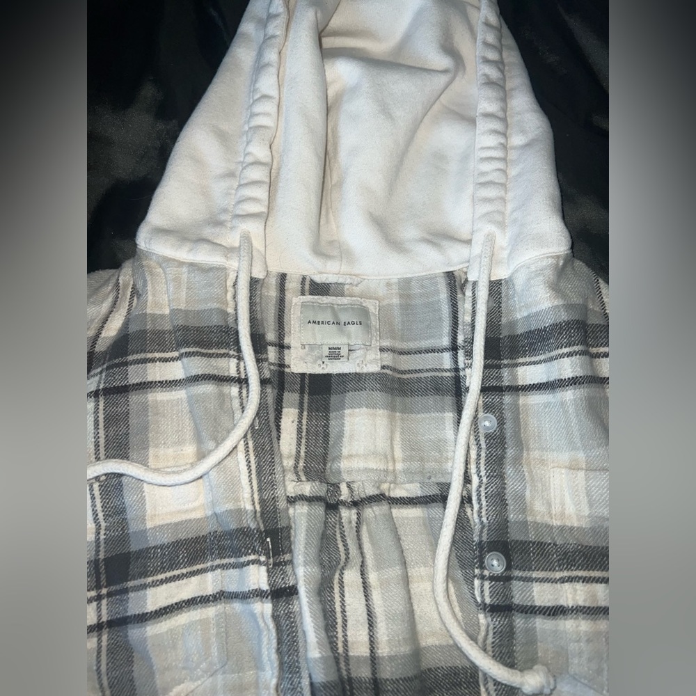 American eagle hooded flannel never wore